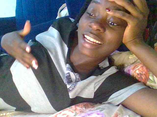 Nairobidoll webcam