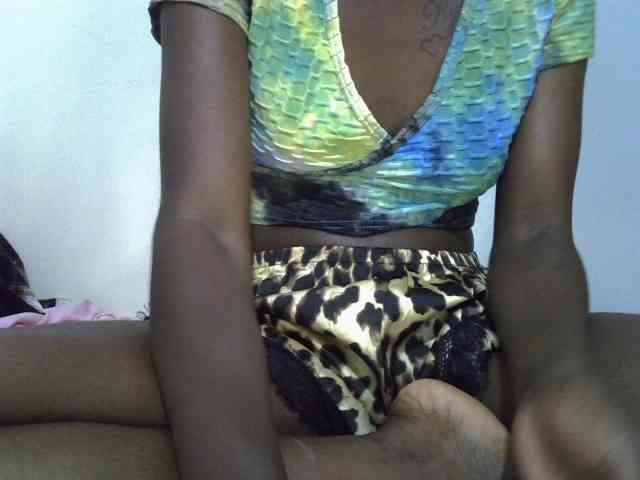 Nairobidoll webcam