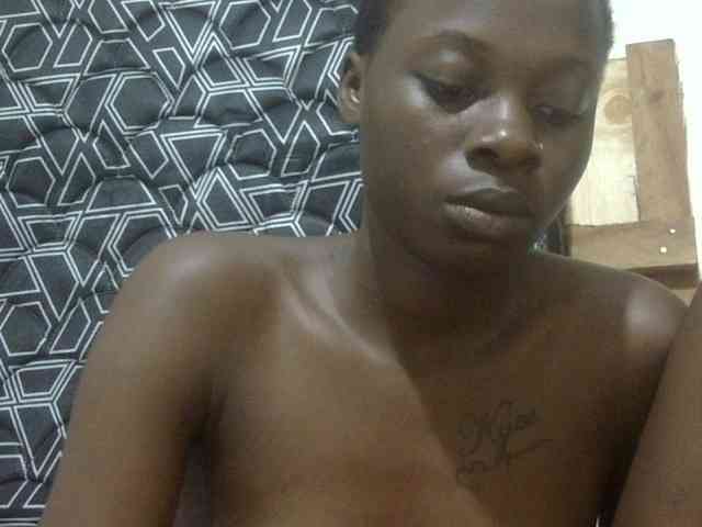 Nairobidoll webcam