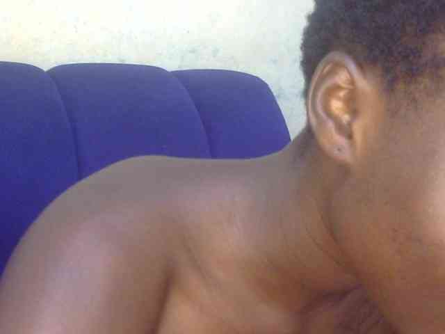 Nairobidoll webcam