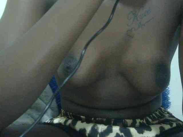 Nairobidoll webcam