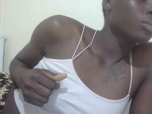 Nairobidoll webcam