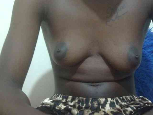 Nairobidoll webcam