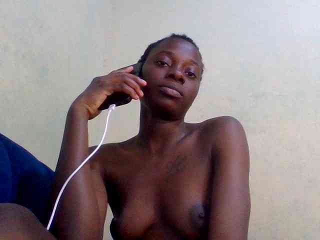 Nairobidoll webcam