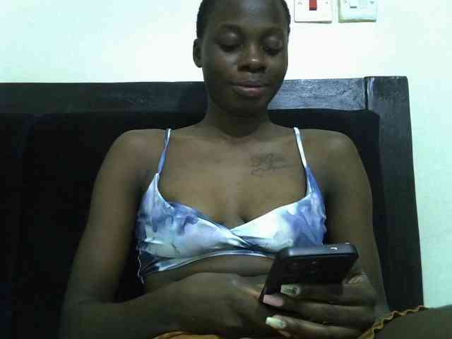 Nairobidoll webcam
