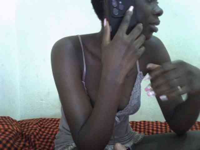 Nairobidoll webcam