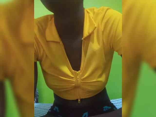 Nairobidoll webcam