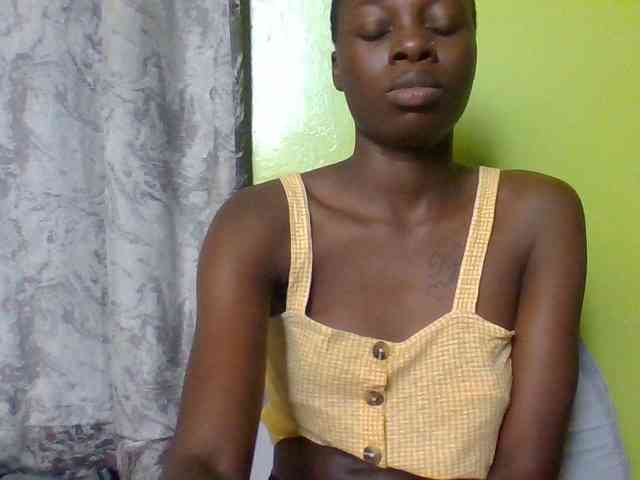 Nairobidoll webcam