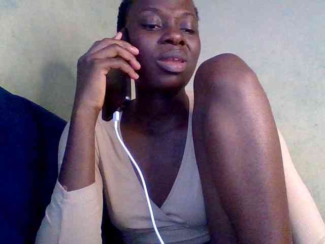 Nairobidoll webcam
