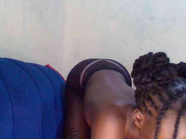 Nairobidoll webcam
