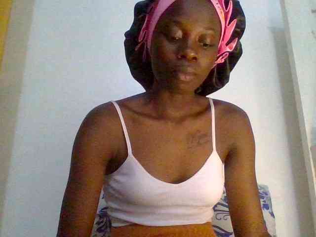 Nairobidoll webcam