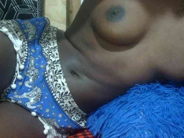 Nairobidoll webcam