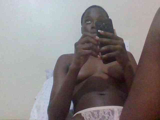 Nairobidoll webcam