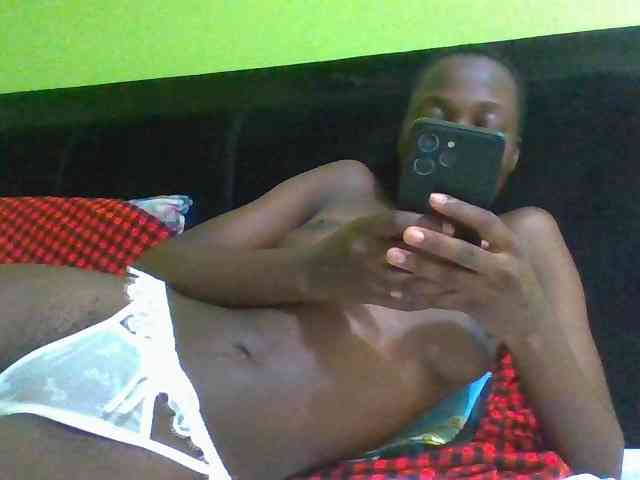 Nairobidoll webcam