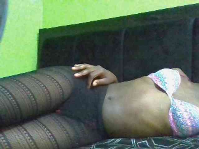 Nairobidoll webcam