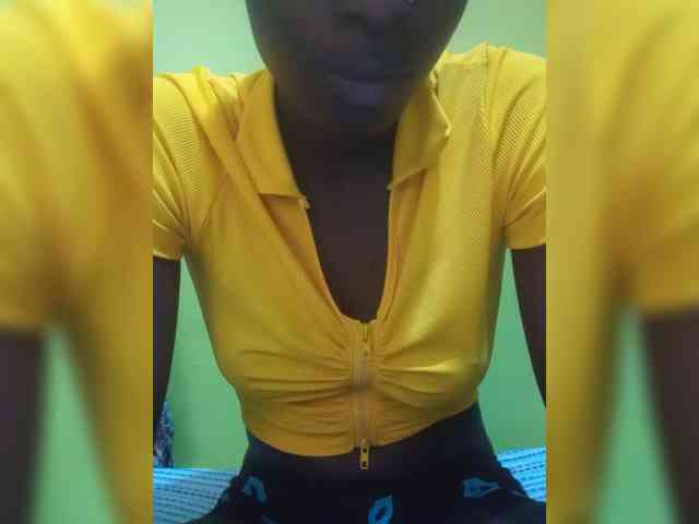 Nairobidoll webcam
