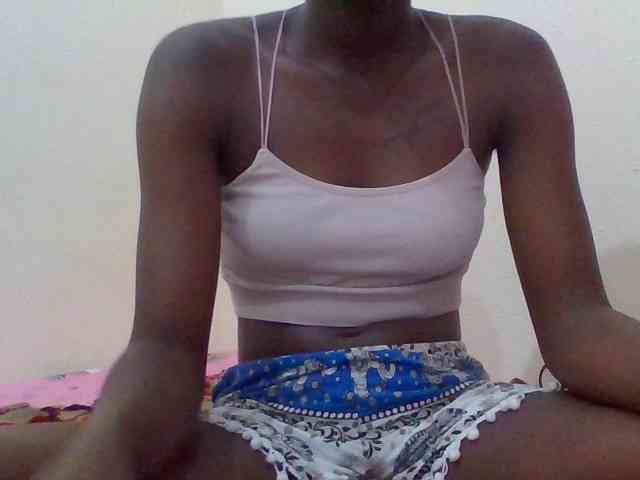 Nairobidoll webcam