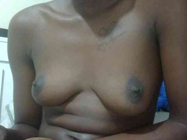 Nairobidoll webcam