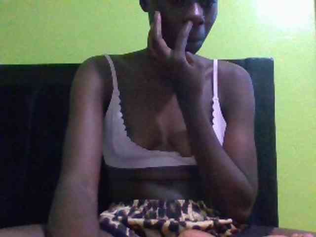Nairobidoll webcam