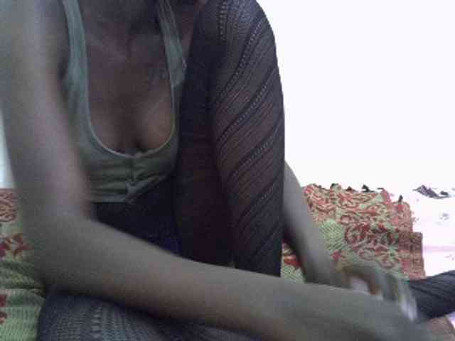 Nairobidoll webcam