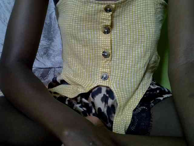 Nairobidoll webcam