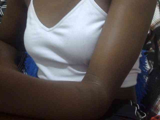 Nairobidoll webcam