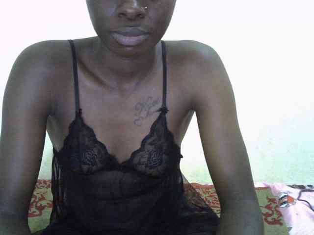 Nairobidoll webcam