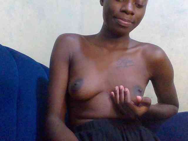 Nairobidoll webcam