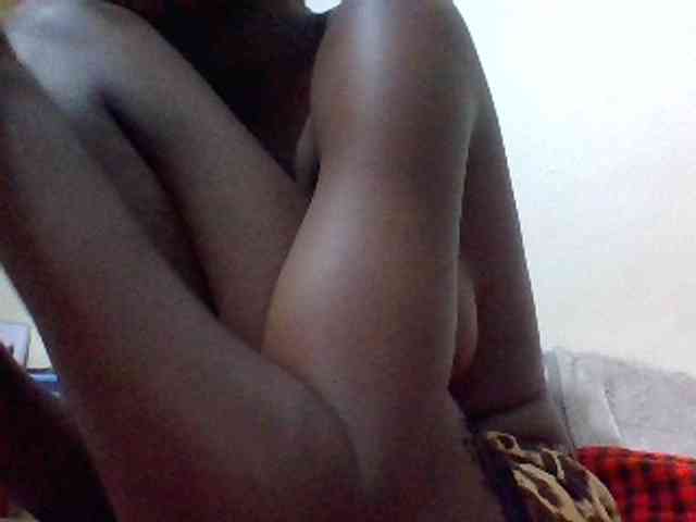 Nairobidoll webcam