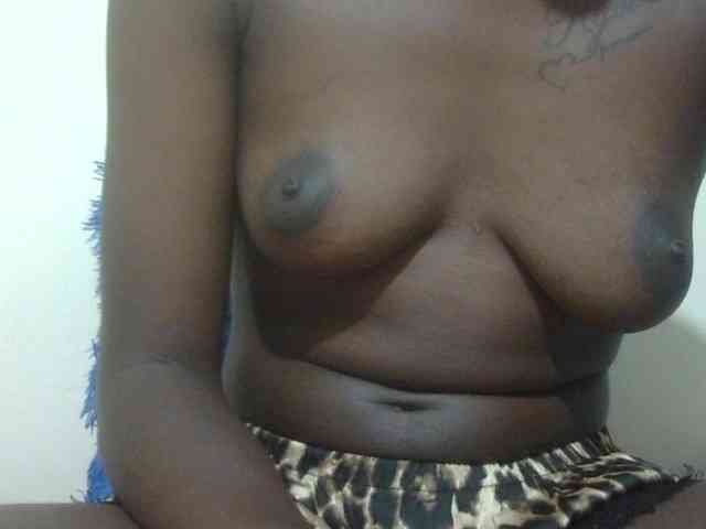 Nairobidoll webcam