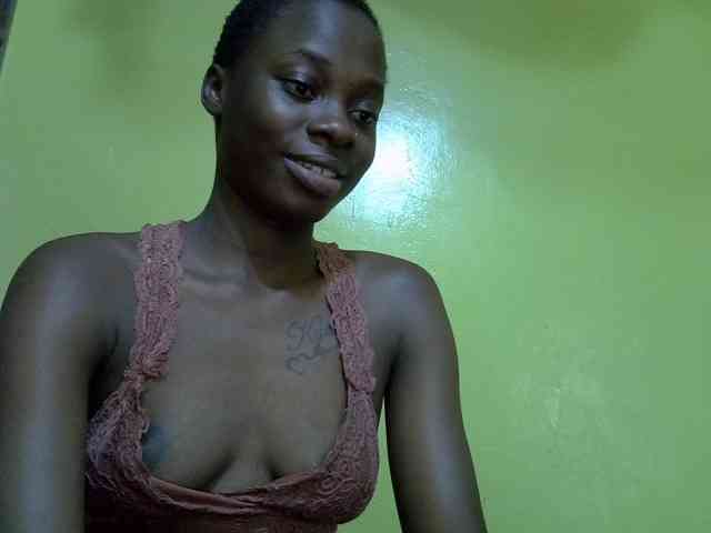 Nairobidoll webcam