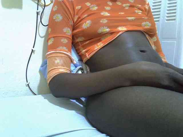 Nairobidoll webcam