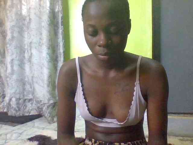 Nairobidoll webcam