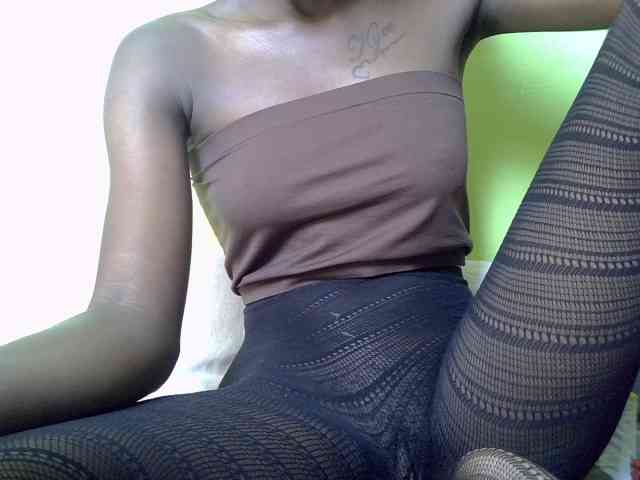 Nairobidoll webcam