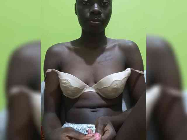 Nairobidoll webcam