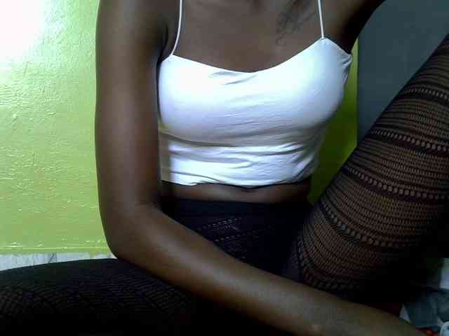 Nairobidoll webcam