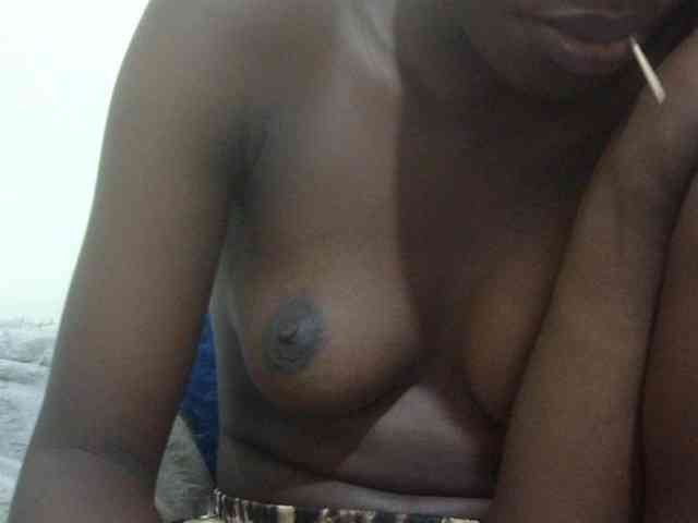 Nairobidoll webcam