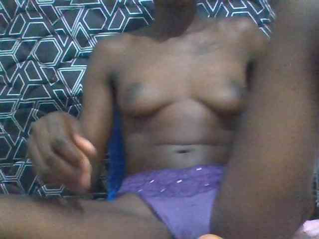 Nairobidoll webcam