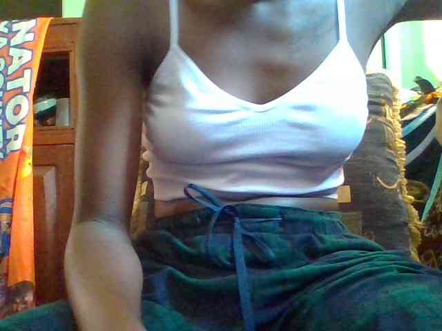 Nairobidoll webcam
