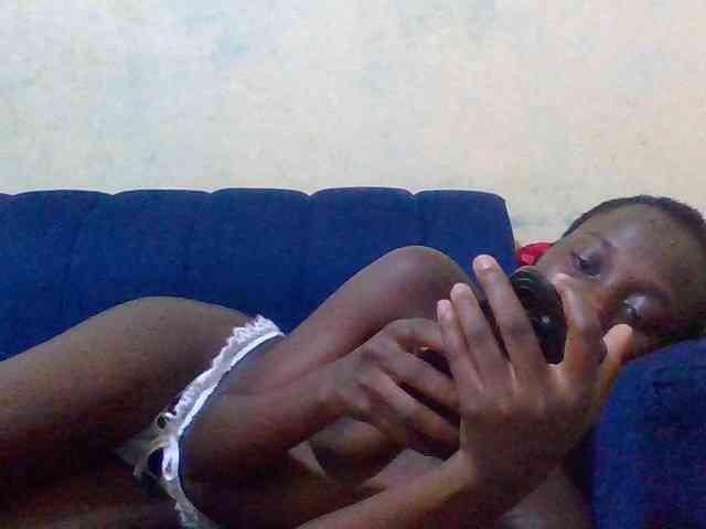 Nairobidoll webcam