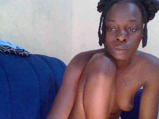 Nairobidoll webcam
