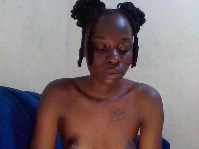 Nairobidoll webcam