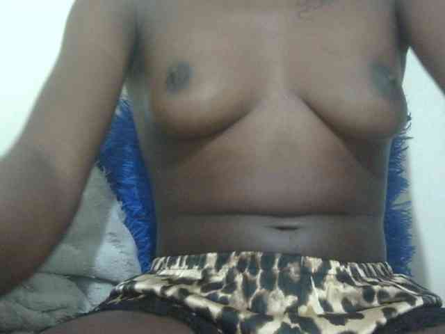 Nairobidoll webcam