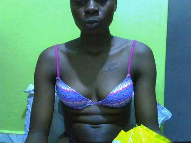 Nairobidoll webcam