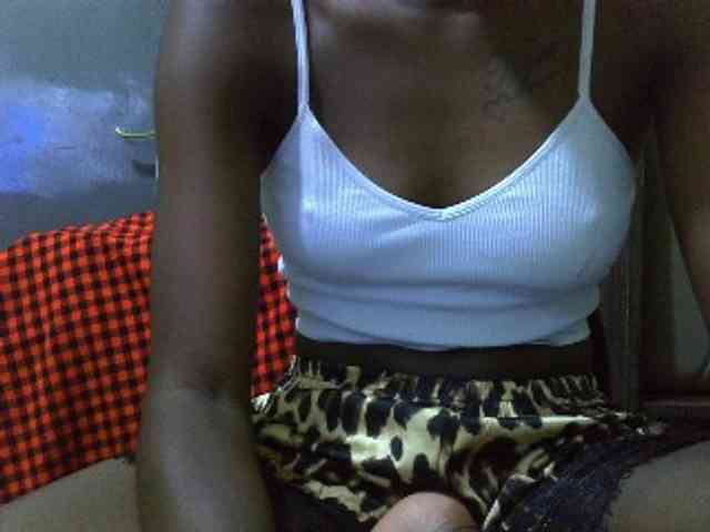 Nairobidoll webcam