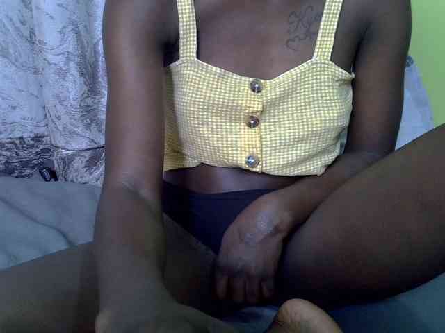Nairobidoll webcam