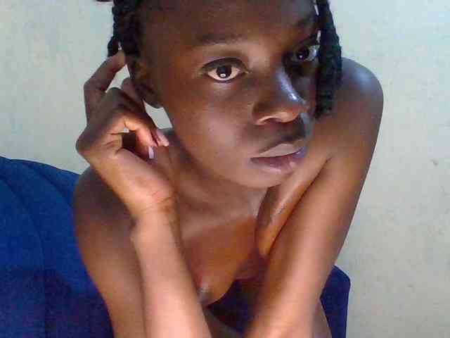 Nairobidoll webcam