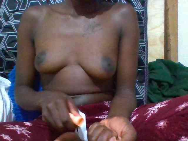 Nairobidoll webcam