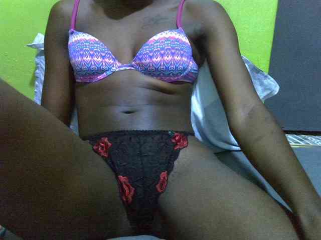 Nairobidoll webcam