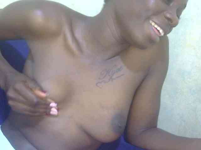 Nairobidoll webcam